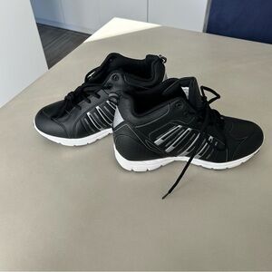 Camden K3328 3.8”elevator height sporty look black sneaker, size U.S. 10